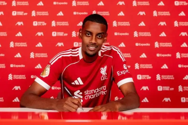 Alexander Isak joins Liverpool in £125m British record deal