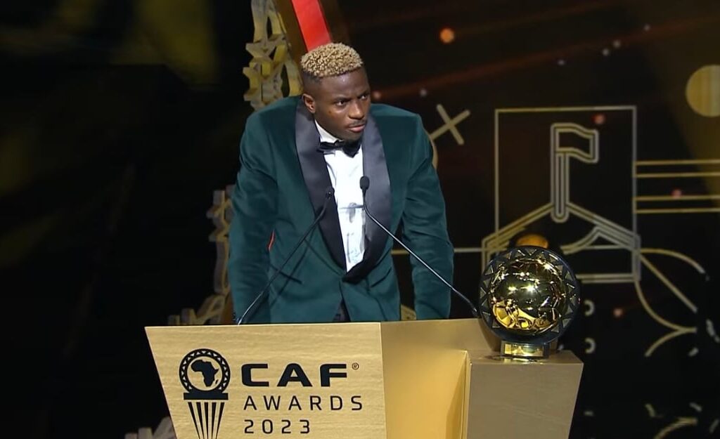 Victor Osimhen receiving his 2023 CAF men's player of the year award