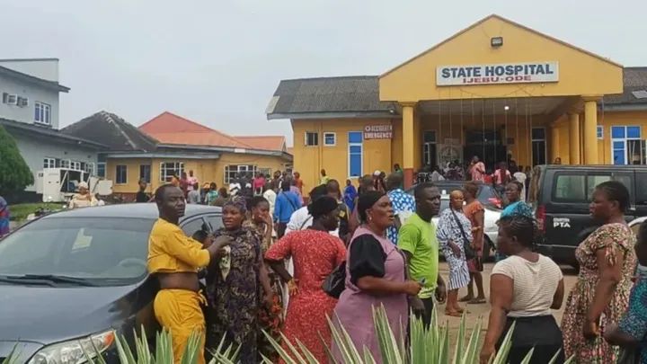 Students receiving emergency treatment after suspected chemical odour spread through schools in Ijebu-Ode, Ogun State.