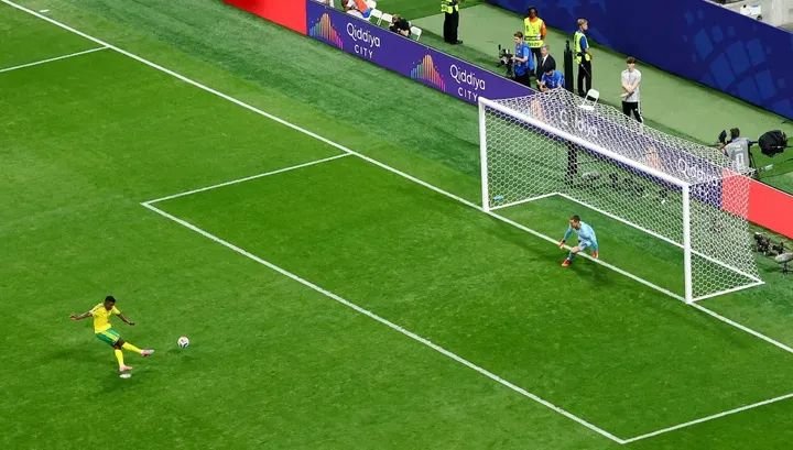 South Africa's Mokoena scores late from spot against Czech