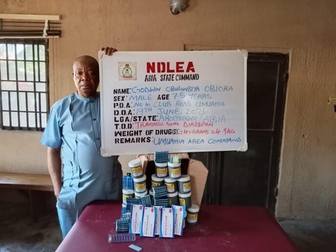 NDLEA operatives display seized illicit drugs after arresting two elderly suspects accused of supplying narcotics to secondary school students in Abia State.