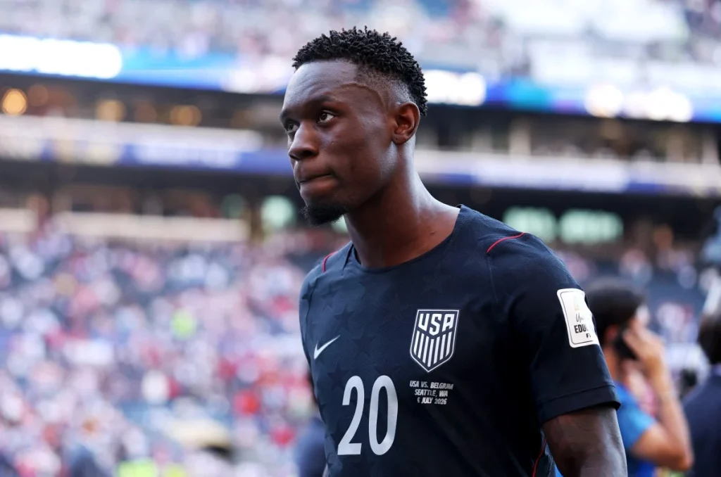United States players react after their 4-1 defeat to Belgium in the 2026 FIFA World Cup Round of 16, confirming the elimination of all three tournament co-hosts.