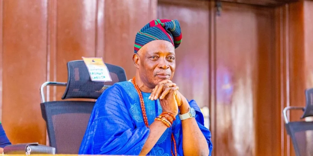 Oba Rashidi Ladoja during the inauguration of a committee on integrating traditional and orthodox medicine at the Olubadan Palace in Ibadan.