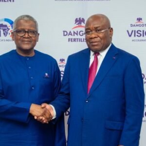 Aliko Dangote welcomes Maixent Raoul Ominga during Congo delegation’s visit to Dangote Refinery in Lekki, Lagos.
