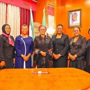 First Lady Oluremi Tinubu receives NBA President-elect Oyinkansola Badejo-Okusanya and a delegation of female lawyers at the State House in Abuja.