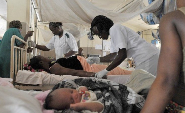 NAPTIP operatives seal a suspected maternity facility in Port Harcourt during an investigation into alleged child trafficking and baby sales.