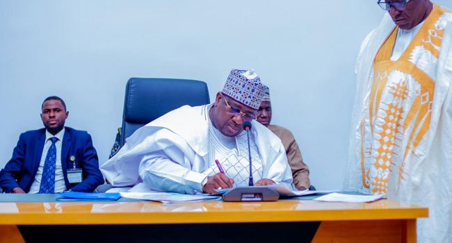 Kebbi State Governor Nasir Idris, who approved N172.15 million to settle outstanding university staff allowances.
