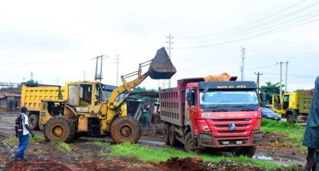 Officials launch the Ogun State remediation exercise in Ogijo to remove hazardous lead-contaminated slag and restore affected communities.