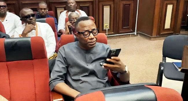 Omoyele Sowore at the Federal High Court in Abuja during his alleged defamation trial, which was adjourned after a heated exchange between defence and DSS lawyers.