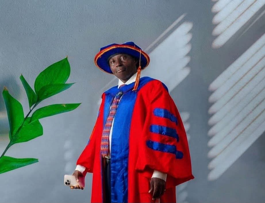 Ambrose Alli University lecturer Matthew Uwuigbe who died after collapsing in an Ekpoma hotel.