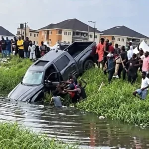 Damaged 2025 Toyota Tundra pickup recovered from a canal after an alleged theft attempt in Lagos.