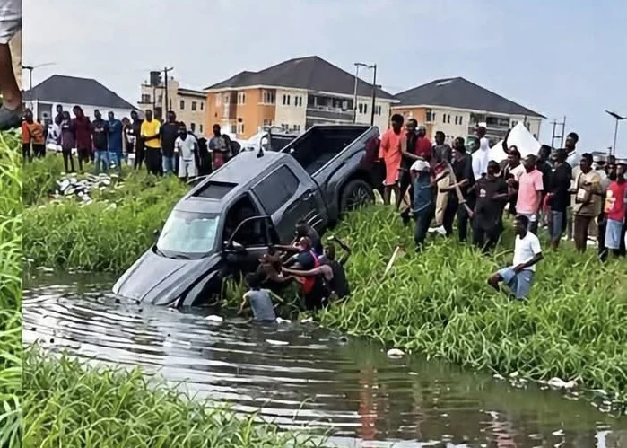 Damaged 2025 Toyota Tundra pickup recovered from a canal after an alleged theft attempt in Lagos.