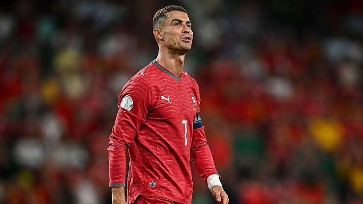 Cristiano Ronaldo in Portugal colours as the Portuguese Football Federation backs his continued involvement with the national team.