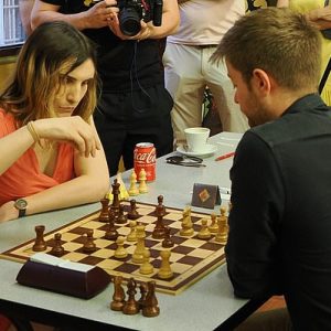 World chess: Trans women banned from all-female contests  