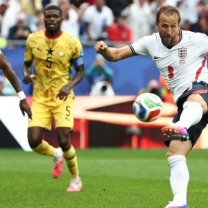 England's forward #09 Harry Kane shoots to goal  during the 2026 World Cup Group L football match between England and Ghana at the Boston Stadium in Foxborough on June 23, 2026.  (Photo by FRANCK FIFE / AFP)