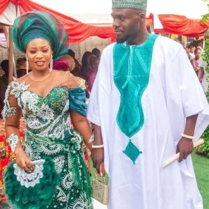 Man announces end to life threatening marriage on Facebook