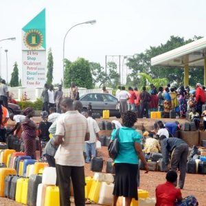 Just In: Depots raise petrol price to N950/litre
