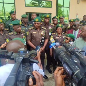 Sylvester Nwakuche addressing officers