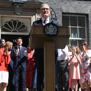 Outgoing UK Prime Minister Keir Starmer delivers his farewell speech outside 10 Downing Street before resigning and handing power to Andy Burnham in London.