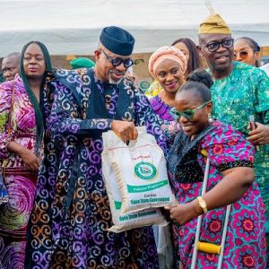 N5bn Palliatives: Households, students, others benefit in Ogun 