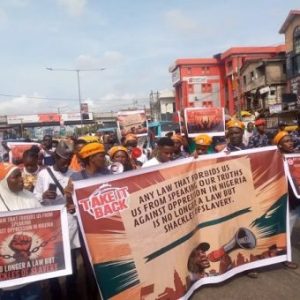 BREAKING: "Take It Back" Protesters storm streets in Abuja, Lagos gong-news.com