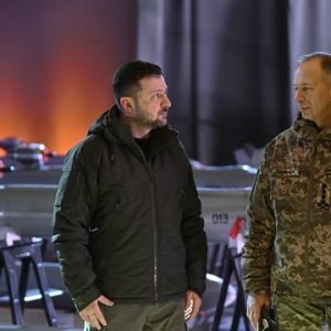 Ukrainian President Volodymyr Zelensky with former army chief Oleksandr Syrsky during a military event before Syrsky's dismissal.