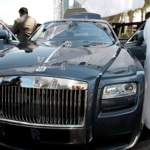 Man to be arrested for arrogantly buying luxury cars in UAE